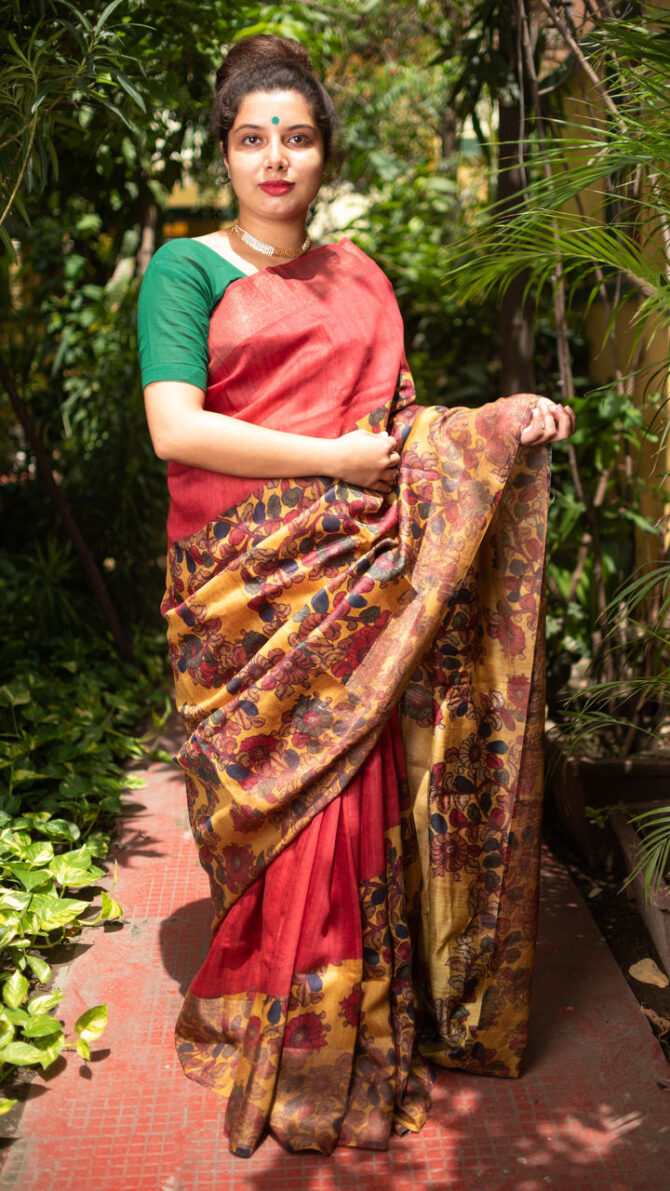 red munga Silk Floral Digital Print Saree