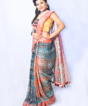 Navy Blue and Peach Geometric Pure linen Saree
