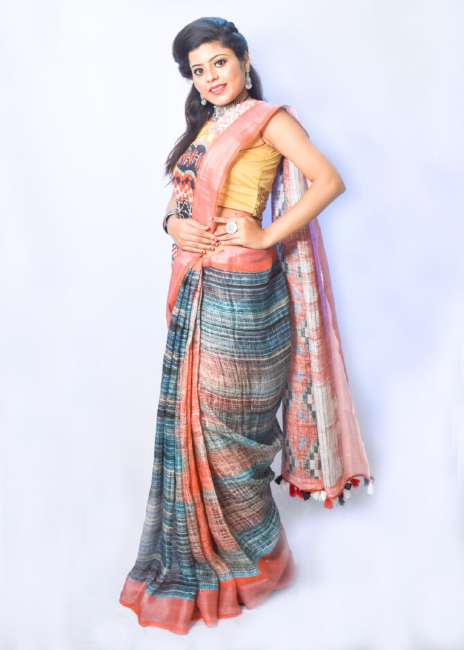 Navy Blue and Peach Geometric Pure linen Saree