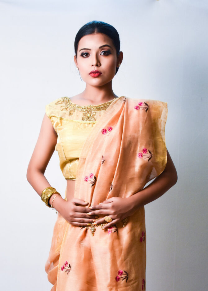 Peach Floral Embroidrey Silk Linen Saree