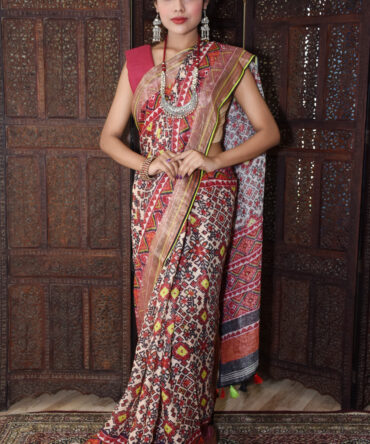 Patola Red and White Linen Digital Printed Saree