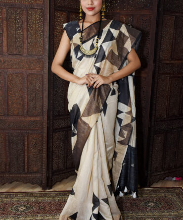 Black and White Geometric Mulberry Tussar Digital Printed Saree