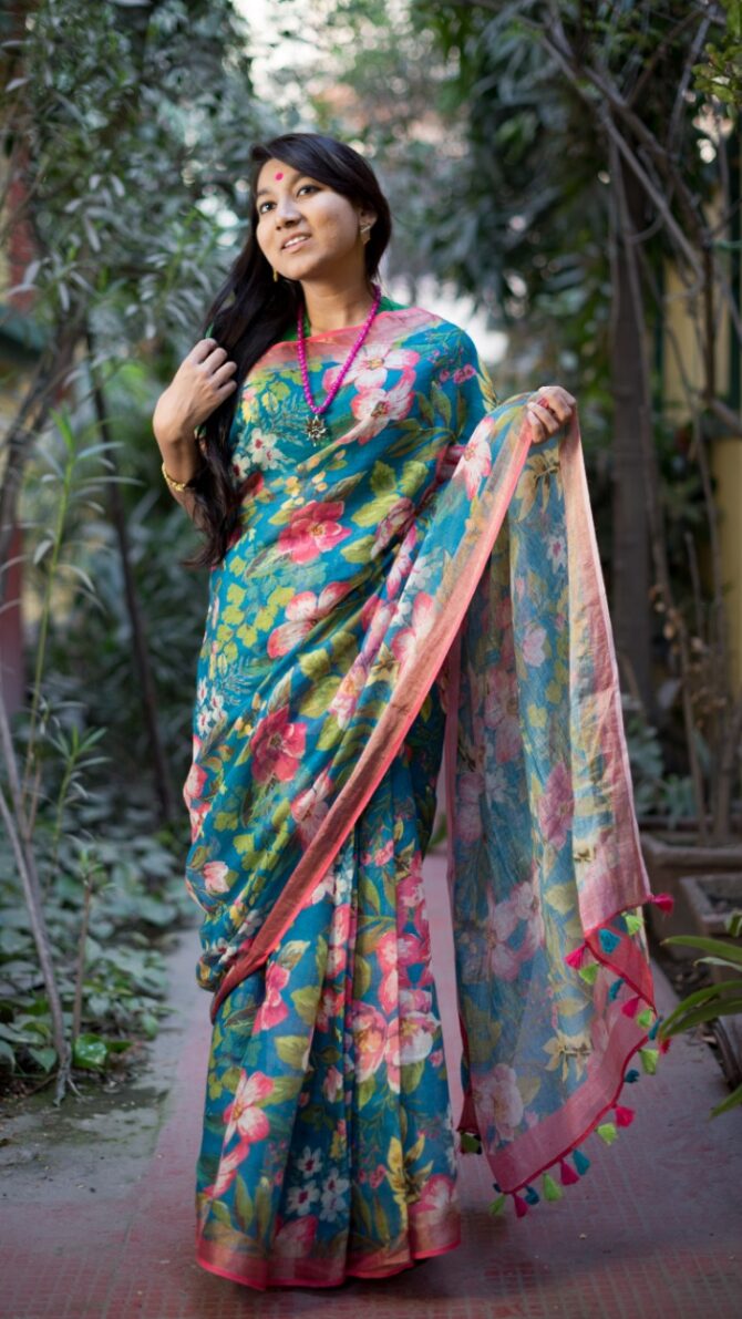 Blue Floral Digital Print Pure Linen Saree