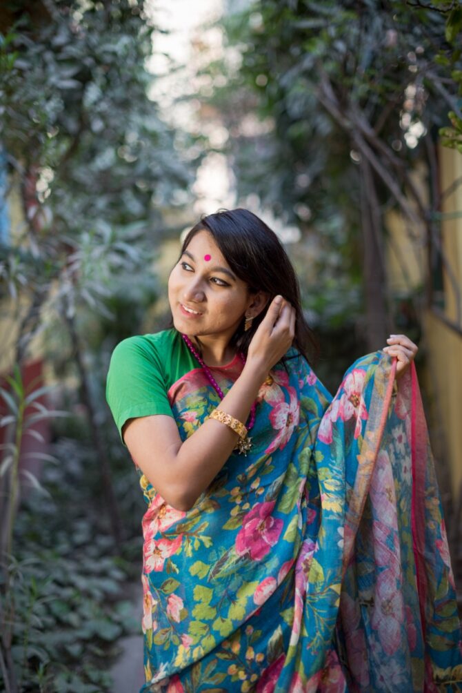 Blue Floral Digital Print Pure Linen Saree