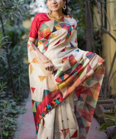 UF Offwhite Geometric Digital Print Linen Saree